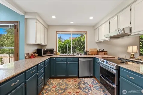 1407 289th Place Federal Way WA 98003