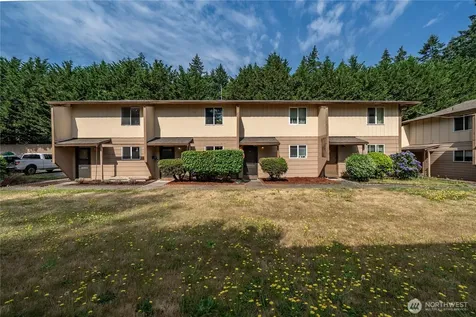 4819 S 56th Street Tacoma WA 98409