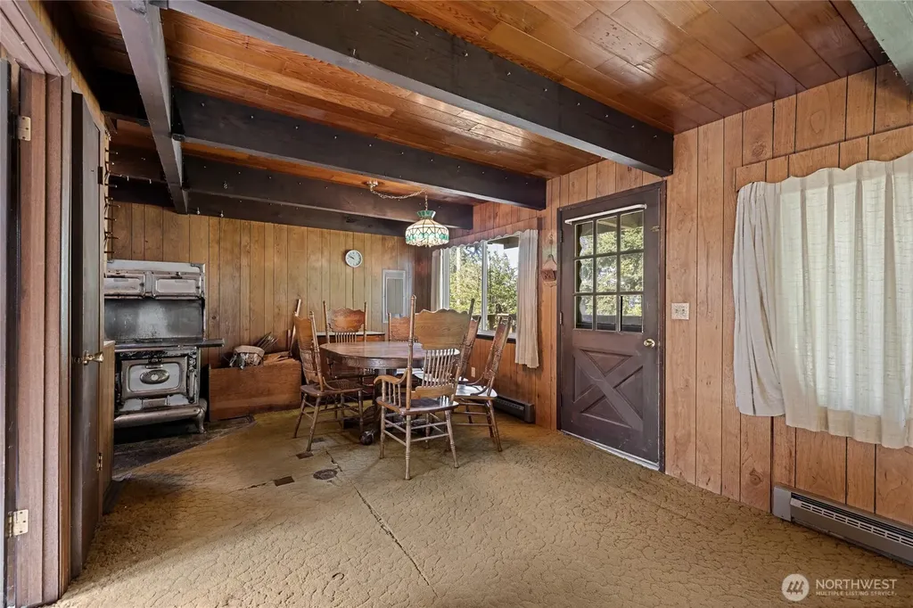 11413 501st Street E Eatonville WA 98328