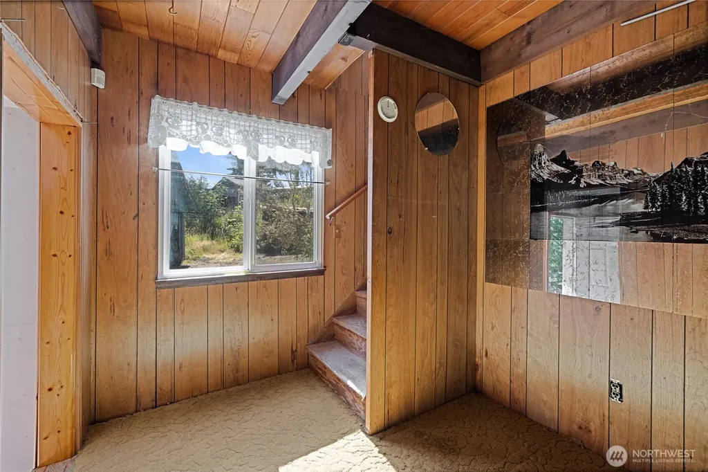 11413 501st Street E Eatonville WA 98328