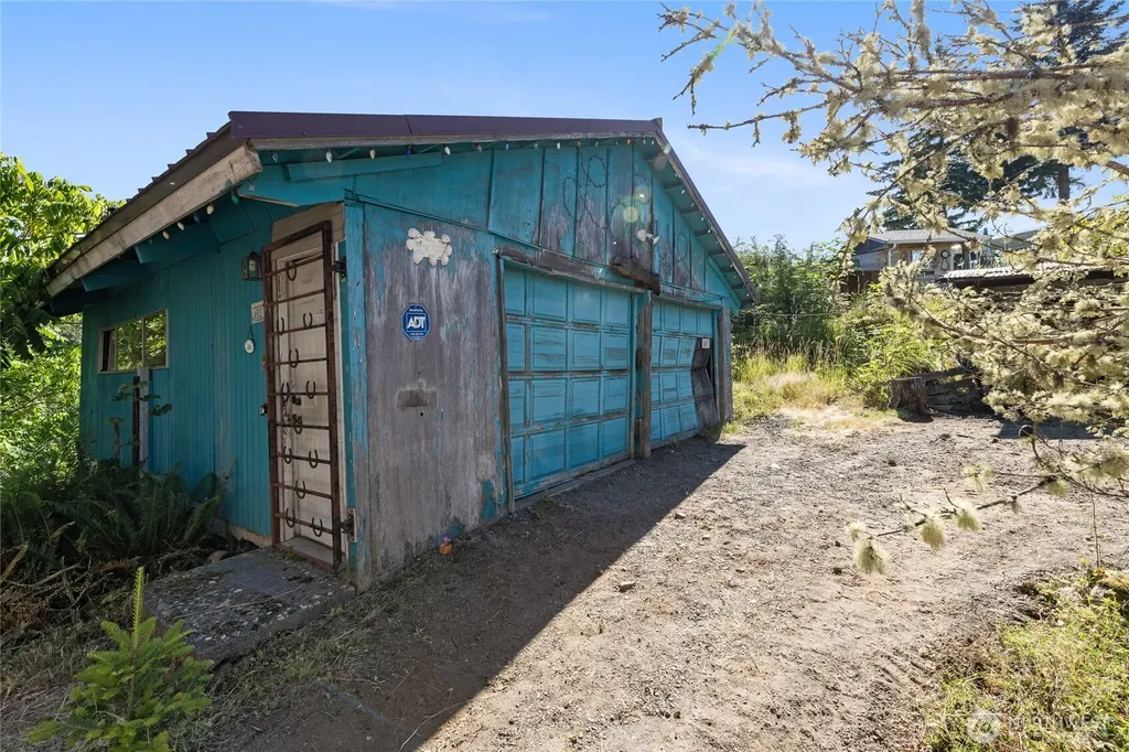 11413 501st Street E Eatonville WA 98328