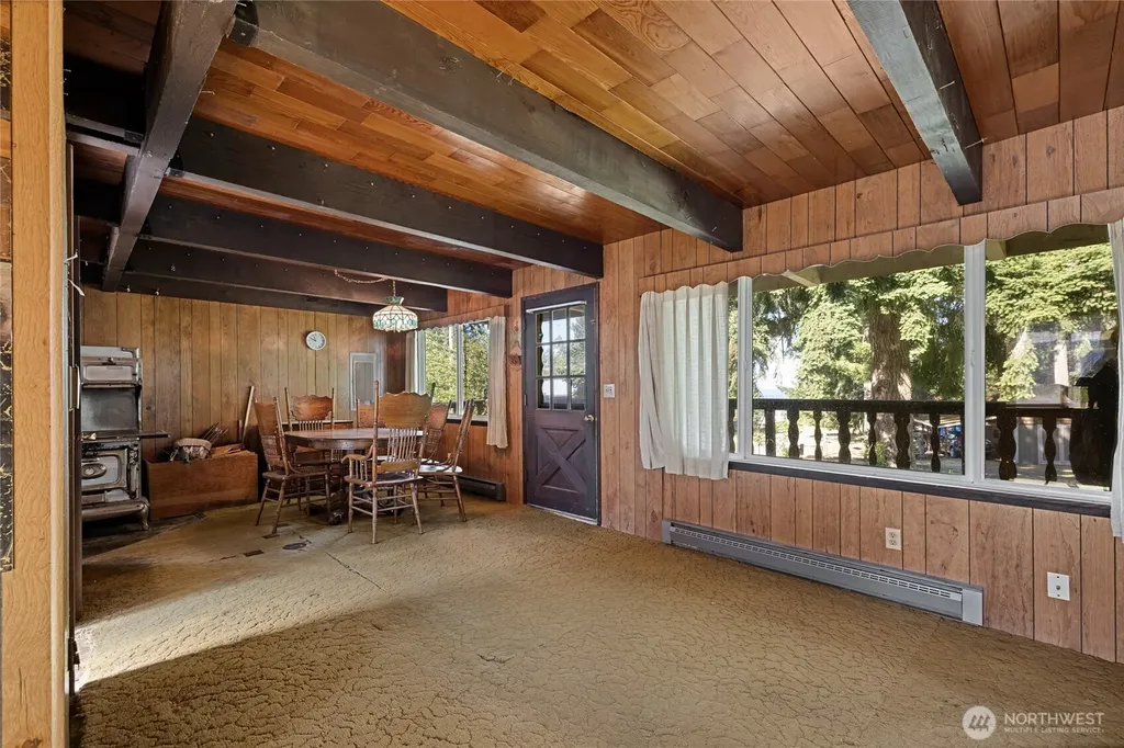 11413 501st Street E Eatonville WA 98328