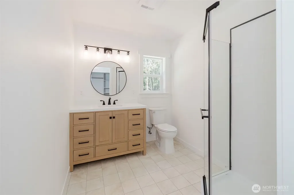 5170 SE Lars Hanson Port Orchard WA 98367