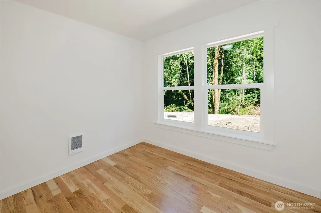 5170 SE Lars Hanson Port Orchard WA 98367