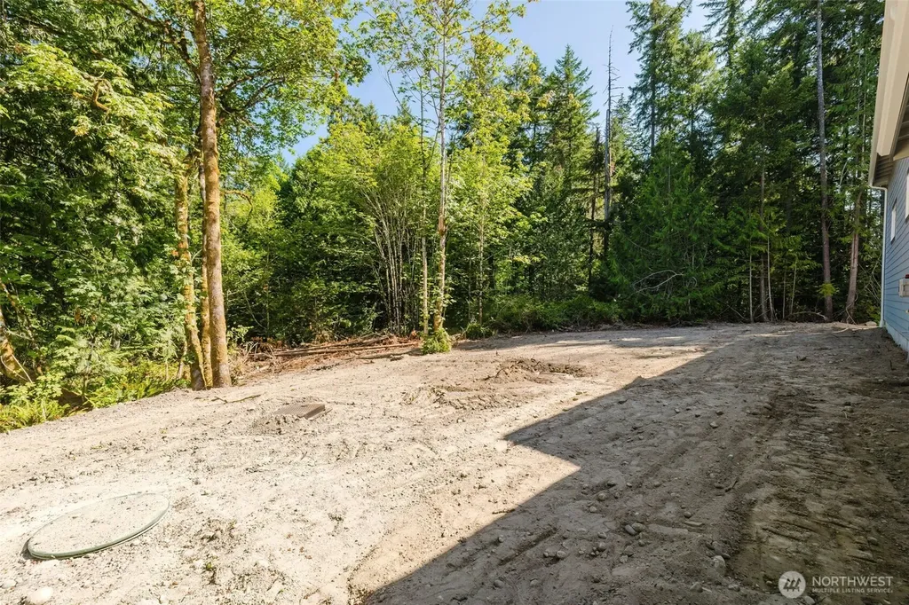 5170 SE Lars Hanson Port Orchard WA 98367
