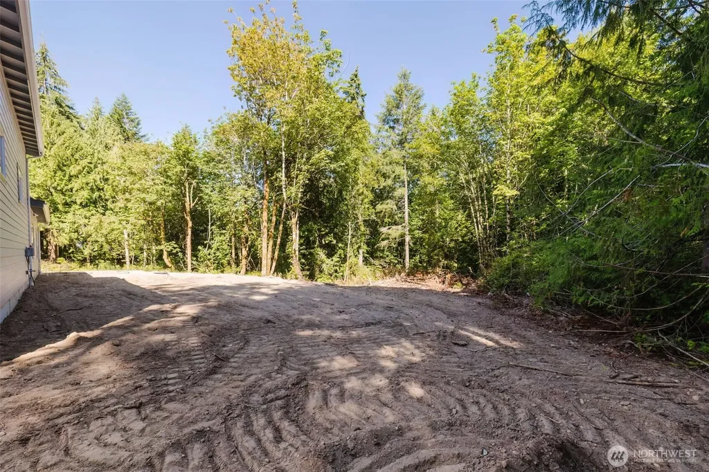5170 SE Lars Hanson Port Orchard WA 98367