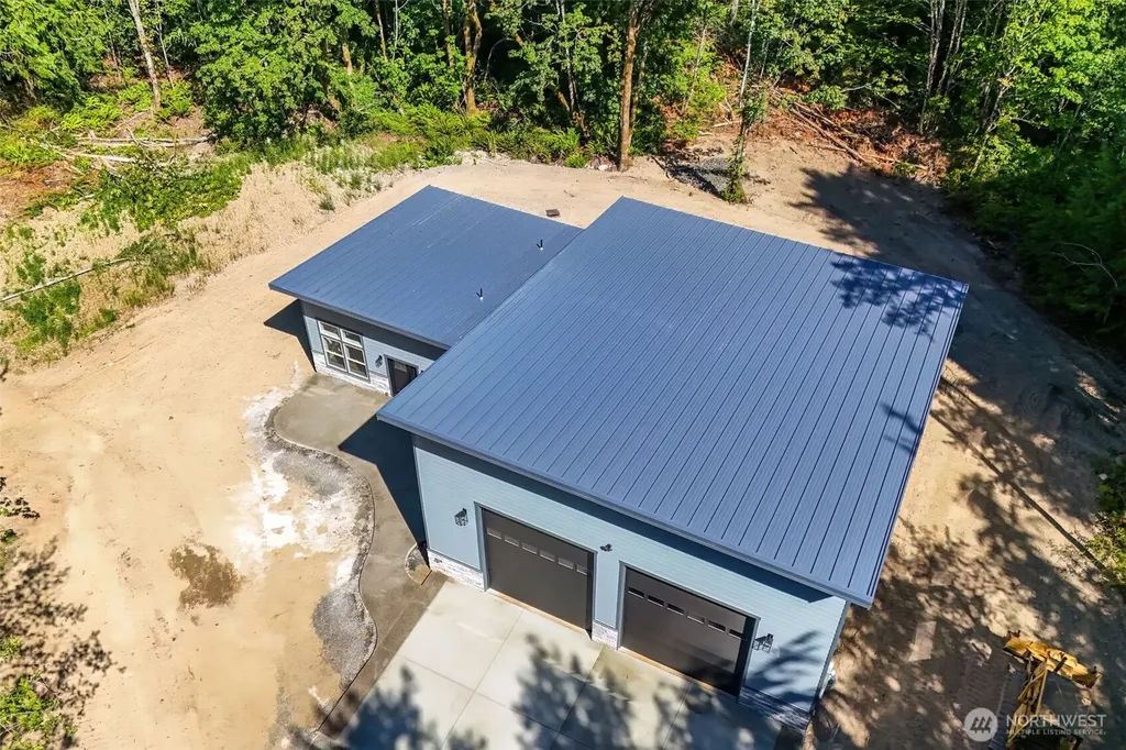5170 SE Lars Hanson Port Orchard WA 98367