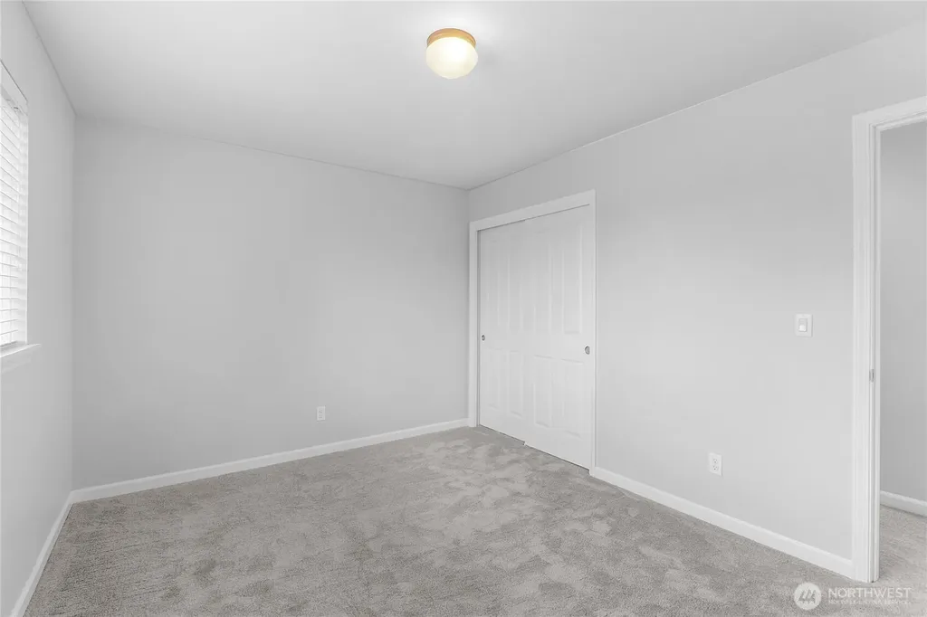 17210 139th Avenue E Puyallup WA 98374
