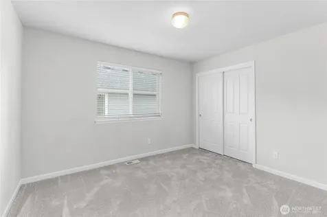 17210 139th Avenue E Puyallup WA 98374