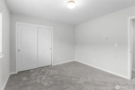 17210 139th Avenue E Puyallup WA 98374