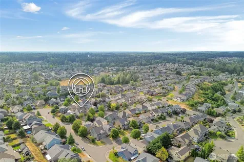 17210 139th Avenue E Puyallup WA 98374