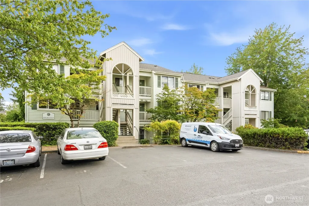 25005 98th Place S Kent WA 98030