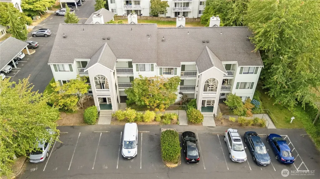 25005 98th Place S Kent WA 98030