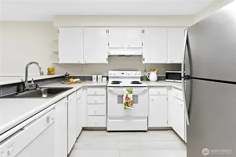 25005 98th Place S Kent WA 98030