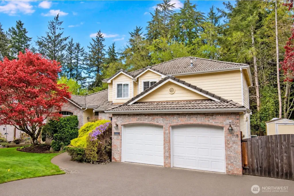 403 Sheridan Place Steilacoom WA 98388