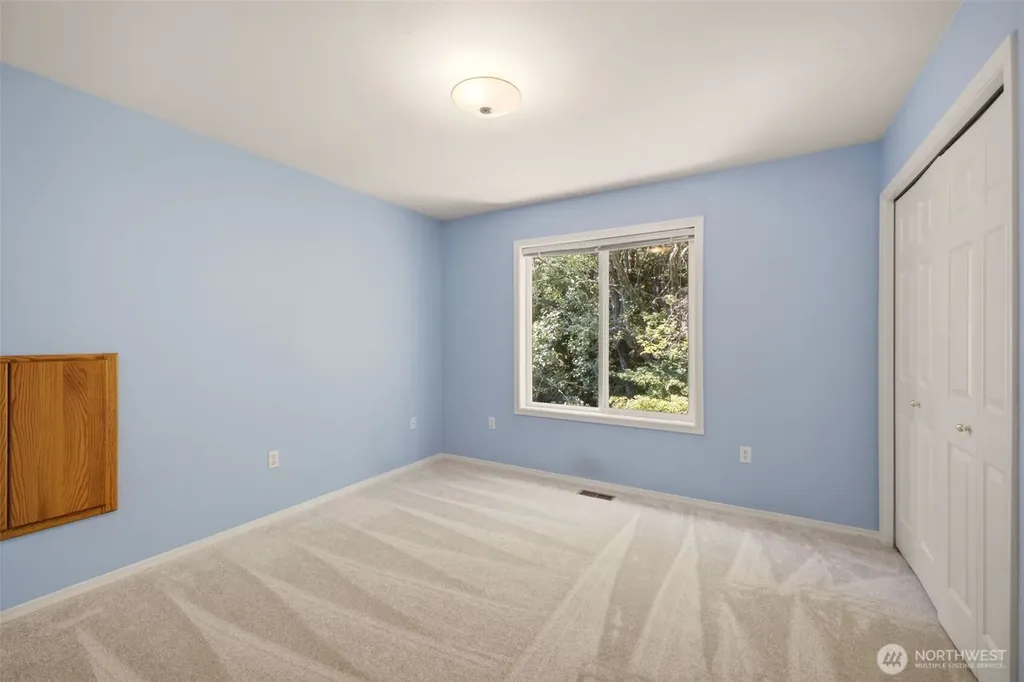 403 Sheridan Place Steilacoom WA 98388