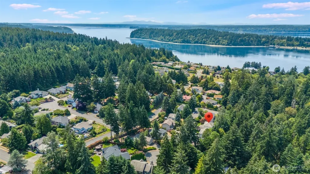 403 Sheridan Place Steilacoom WA 98388