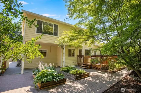 403 Sheridan Place Steilacoom WA 98388