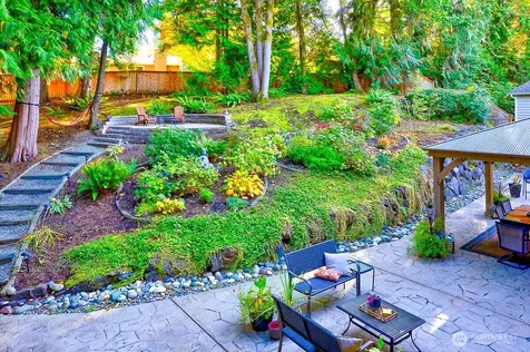 17033 NE 108th Way Redmond WA 98052