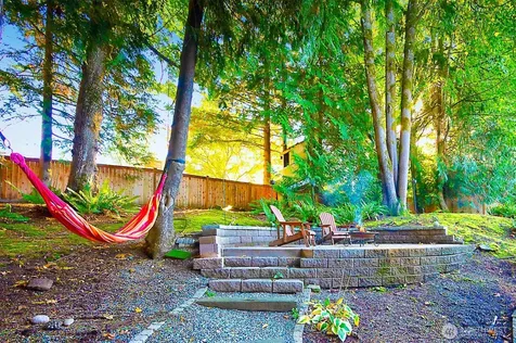 17033 NE 108th Way Redmond WA 98052