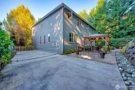 17033 NE 108th Way Redmond WA 98052