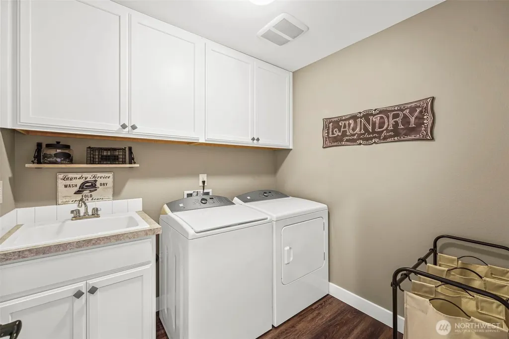Edgewood WA 98371