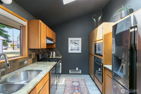 604 Tamarack Avenue Everett WA 98203