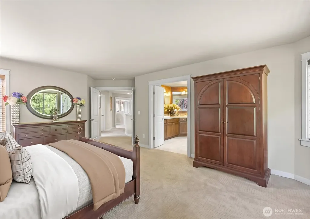 10082 240th Avenue NE Redmond WA 98053