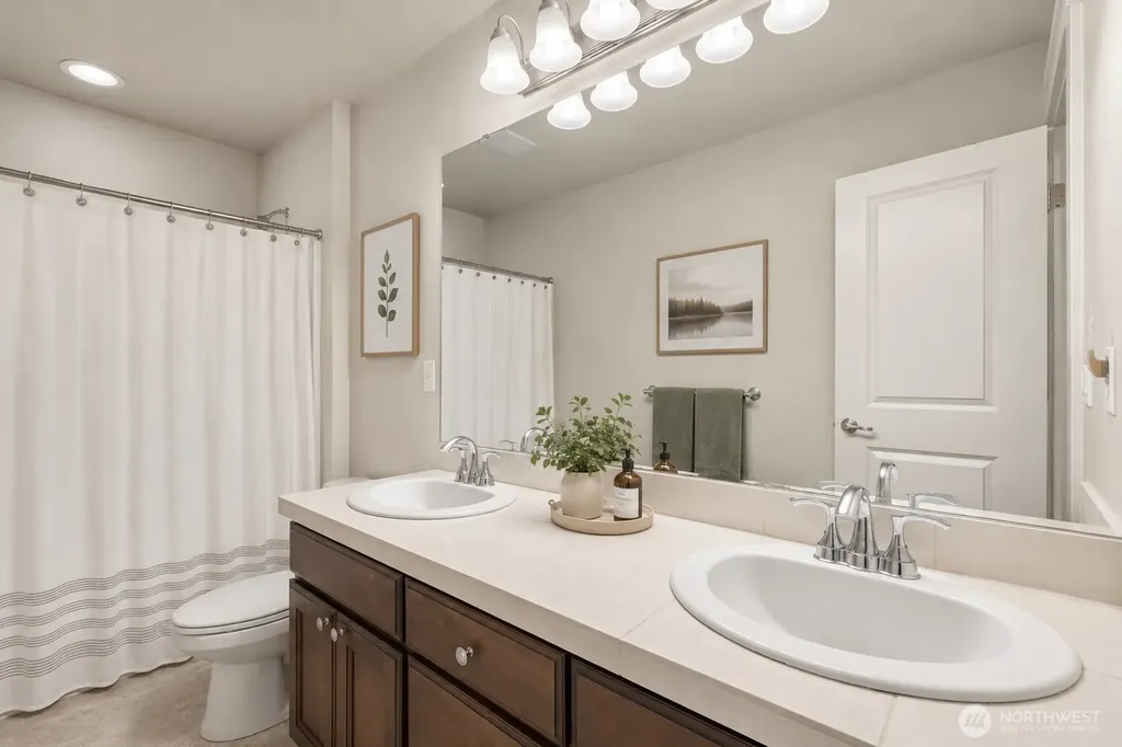 10082 240th Avenue NE Redmond WA 98053