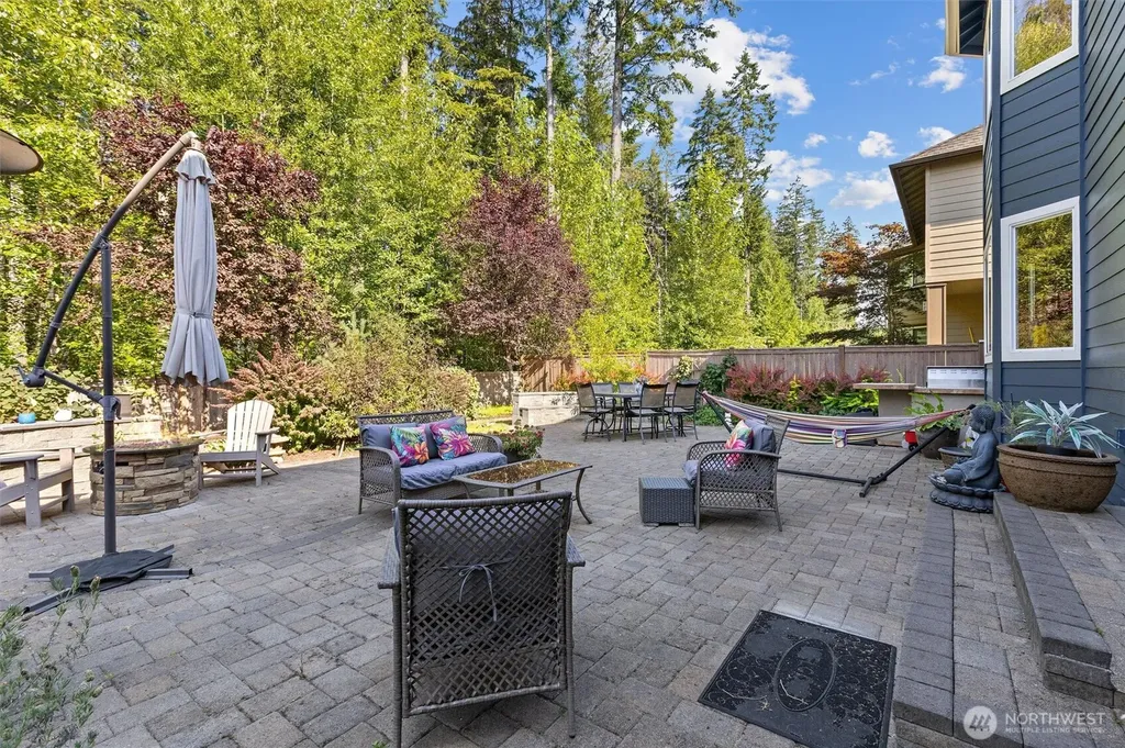 10082 240th Avenue NE Redmond WA 98053