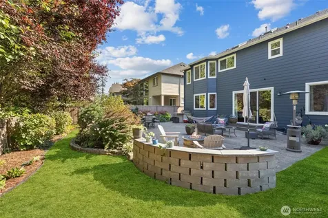 10082 240th Avenue NE Redmond WA 98053