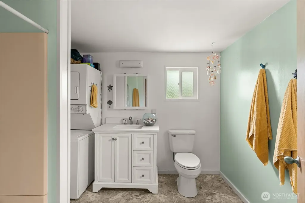 845 Schmid Road Grayland WA 98547