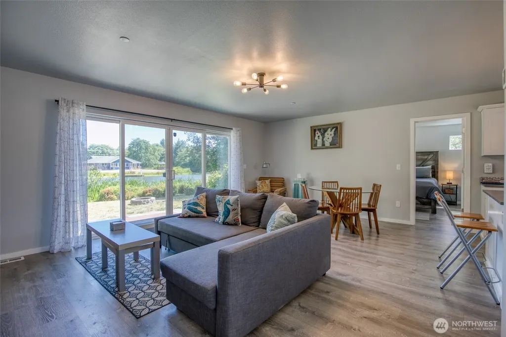 998 Point Brown Avenue SE Ocean Shores WA 98569