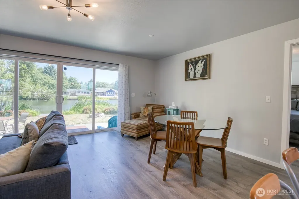 998 Point Brown Avenue SE Ocean Shores WA 98569