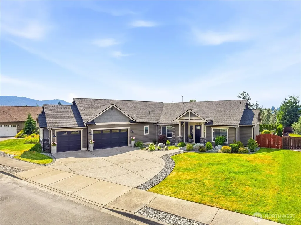 162 Mountain Crest Lane Eatonville WA 98328