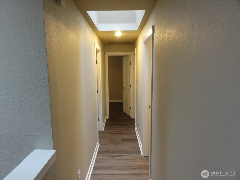 21627 SE 271st Street Maple Valley WA 98038