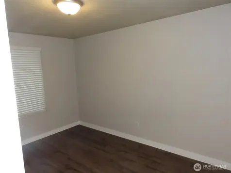 21627 SE 271st Street Maple Valley WA 98038