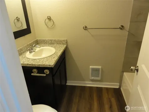 21627 SE 271st Street Maple Valley WA 98038