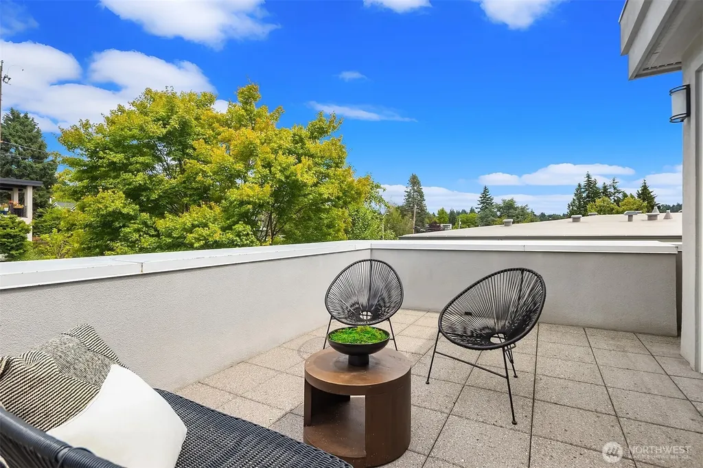 227 8th Avenue Kirkland WA 98033