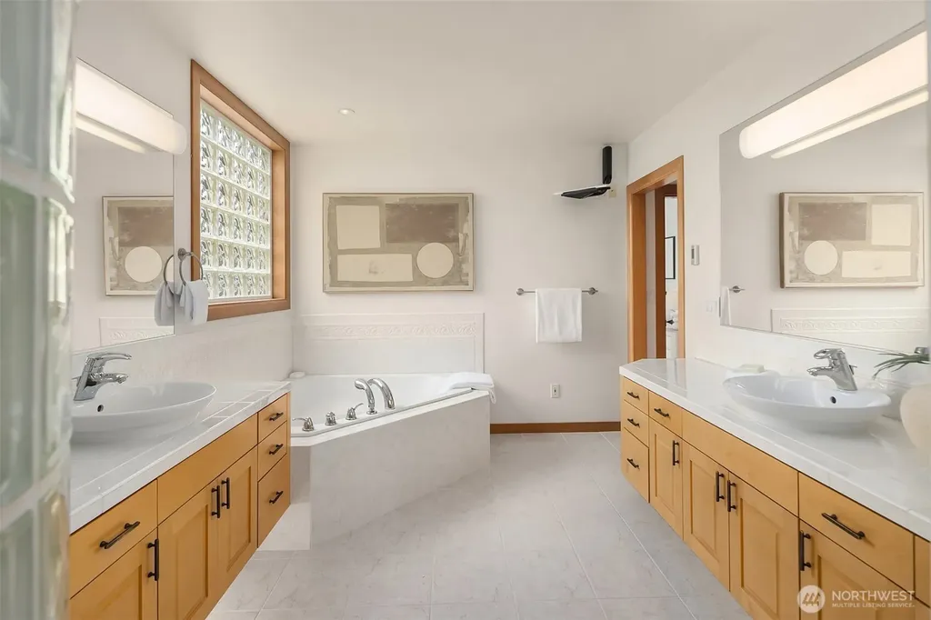 227 8th Avenue Kirkland WA 98033