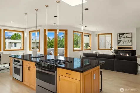 227 8th Avenue Kirkland WA 98033