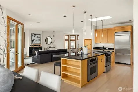 227 8th Avenue Kirkland WA 98033