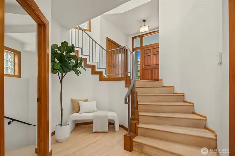 227 8th Avenue Kirkland WA 98033