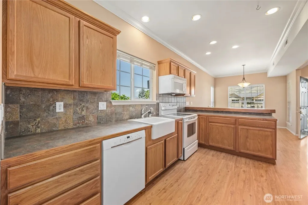2109 W Terrace Avenue Chelan WA 98816