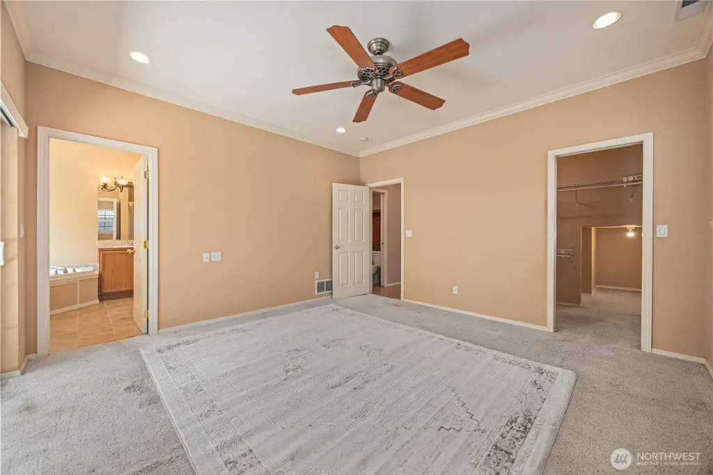 2109 W Terrace Avenue Chelan WA 98816