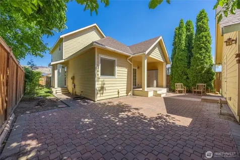 2109 W Terrace Avenue Chelan WA 98816
