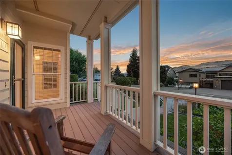 2109 W Terrace Avenue Chelan WA 98816