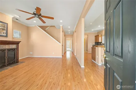 2109 W Terrace Avenue Chelan WA 98816
