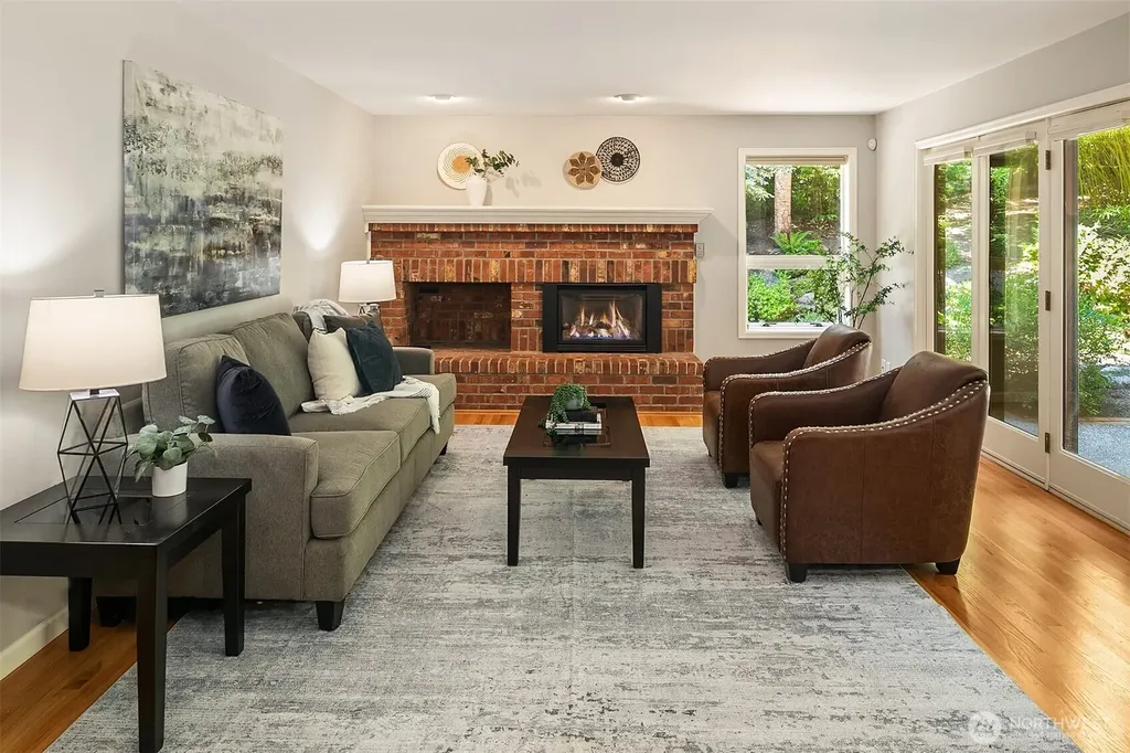 13016 207th Avenue SE Issaquah WA 98027