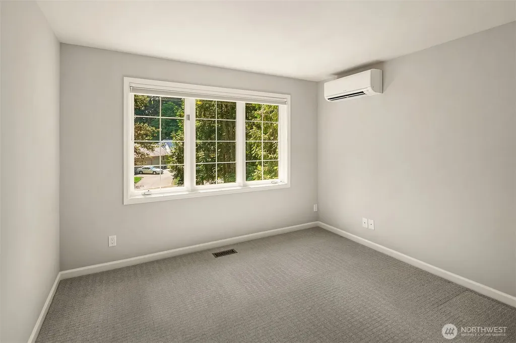 13016 207th Avenue SE Issaquah WA 98027